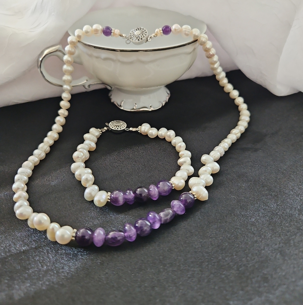 Pearl and Amethyst Beaded Necklace and Bracelet Set - White and Purple